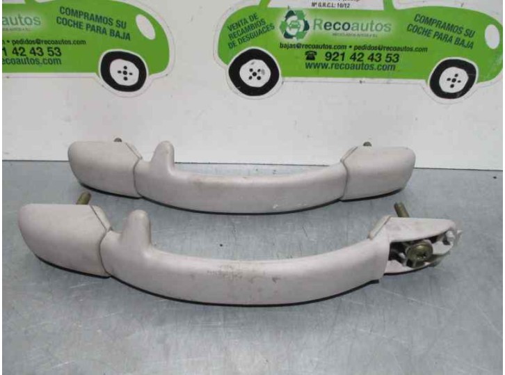 Recambio de maneta interior delantera derecha para citroën c3 pluriel 1.6 16v cat (nfu / tu5jp4) referencia OEM IAM 9627747677 9