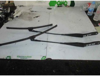 Recambio de brazo limpia delantero derecho para opel astra h berlina elegance referencia OEM IAM 6272514  