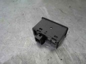 Recambio de mando elevalunas trasero derecho para opel astra h berlina elegance referencia OEM IAM 13228882 