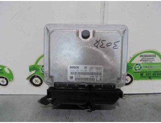 Recambio de centralita motor uce para opel vectra b berlina 2.0 dti referencia OEM IAM 90508986 0281001633 BOSCH