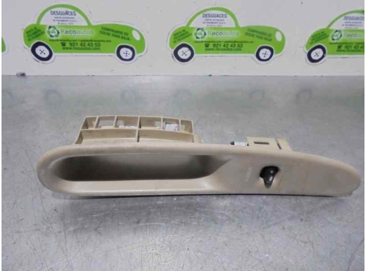 Recambio de mando elevalunas trasero derecho para chevrolet alero 3.4 v6 cat referencia OEM IAM 22658696 