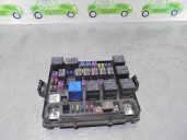 Recambio de caja reles / fusibles para ssangyong rexton 2.7 turbodiesel cat referencia OEM IAM 8212008B10 
