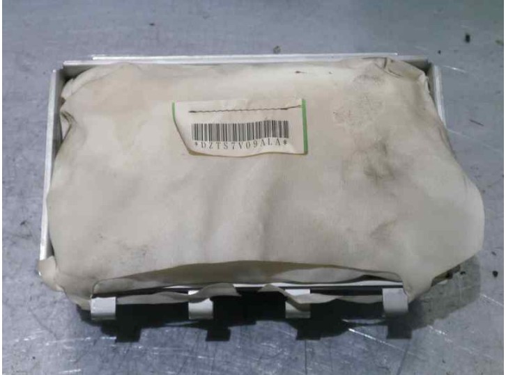 Recambio de airbag delantero derecho para mazda 3 berlina (bk) 1.6 16v cat referencia OEM IAM DZTS7V09ALA 