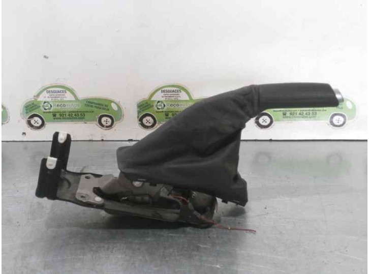 Replacement handbrake lever for Opel Meriva A 1.7 16v OEM IAM reference 13138924 