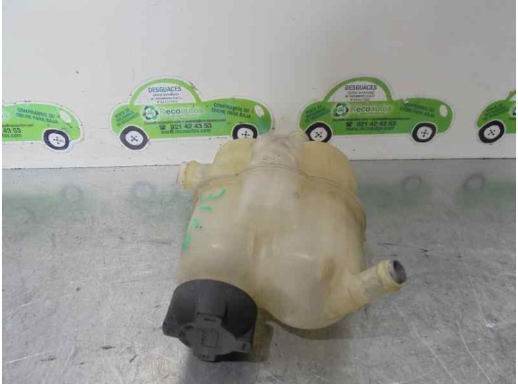 Recambio de deposito expansion para smart micro compact car 0.6 referencia OEM IAM 0005768V007 64788 BEHR