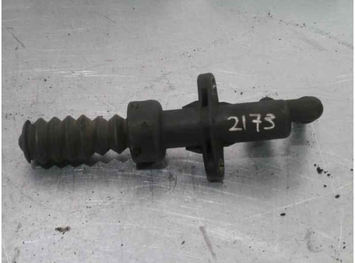 Replacement clutch slave cylinder for Fiat Ulysse (179) 2.0 CAT OEM IAM reference 