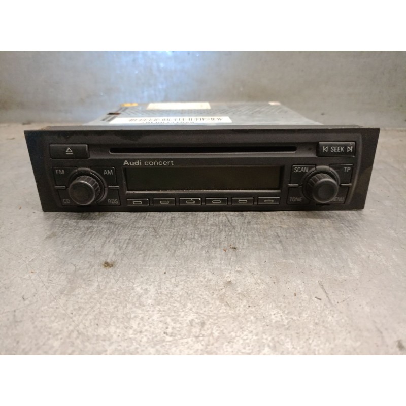 Recambio de sistema audio / radio cd para audi a3 (8l1) 1.9 tdi referencia OEM IAM 8L0035186G 8L0057186GX 