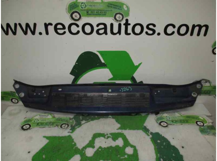 Recambio de panel frontal para renault megane i berlina hatchback (ba0) 1.6 referencia OEM IAM 7751685756 PARTE SUPERIOR,DE CHAP