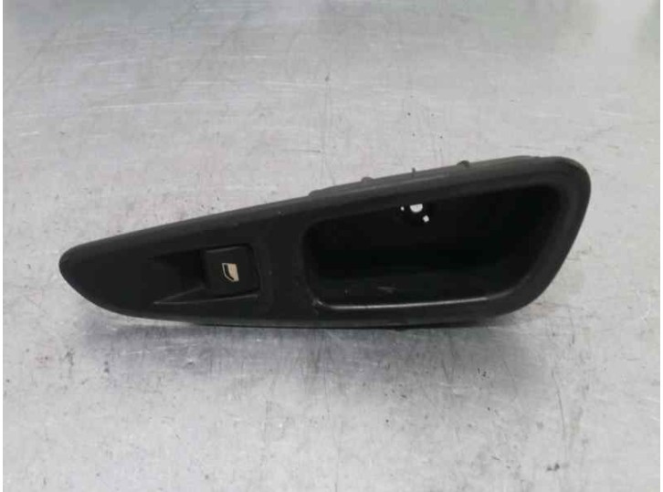 Recambio de mando elevalunas trasero derecho para peugeot 308 confort referencia OEM IAM 96573850XT 53269802 