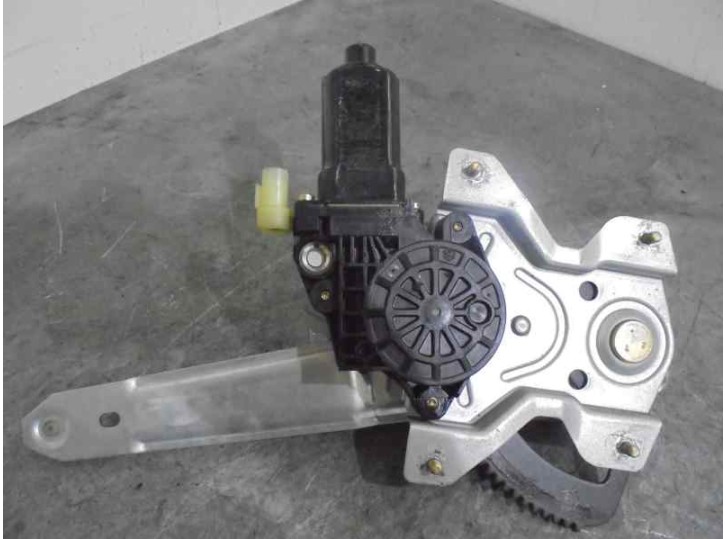 Recambio de elevalunas trasero izquierdo para kia picanto 1.1 cat referencia OEM IAM 8340107010 2 PINES 5 PUERTAS.