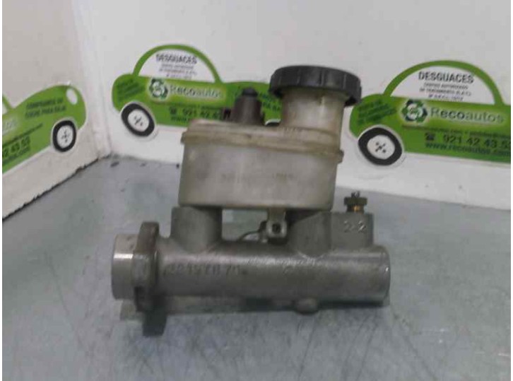 Replacement brake master cylinder for Nissan Primera saloon (P11) OEM IAM reference 22157879 BOSCH