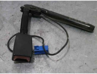 Recambio de enganche cinturon para mazda 3 berlina (bk) 1.6 16v cat referencia OEM IAM   5 PUERTAS