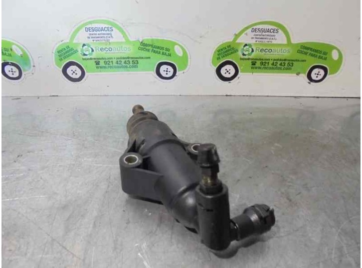 Recambio de bomba embrague para seat leon (1m1) 1.6 16v referencia OEM IAM 1J0721261 