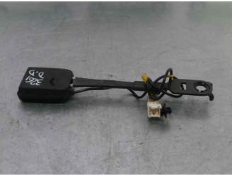 Recambio de enganche cinturon para peugeot 308 confort referencia OEM IAM SIN REFE  5 PUERTAS
