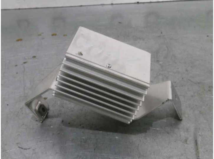 Recambio de amplificador para audi a2 (8z) 1.4 tdi referencia OEM IAM 8Z0035223 7607792080 BLAUPUNKT