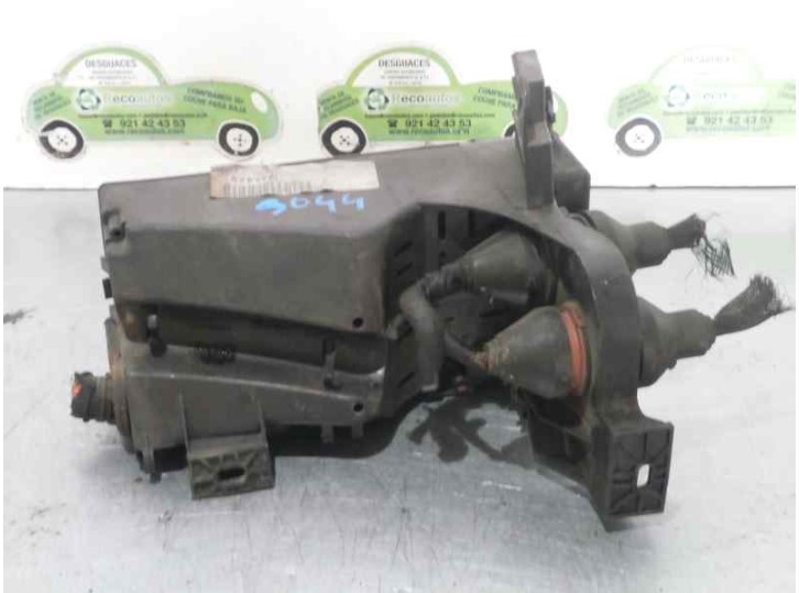 Recambio de caja reles / fusibles para citroën jumpy 1.9 turbodiesel referencia OEM IAM 1483917080 5527D9X23 