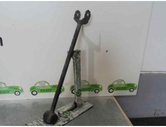 Recambio de brazo suspension inferior trasero derecho para toyota corolla (e11) 1.4 16v cat referencia OEM IAM 4872502180 