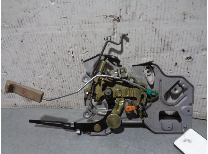 Recambio de cerradura puerta trasera derecha para chrysler voyager (gs) 2.4 cat referencia OEM IAM B870Z  5 PUERTAS