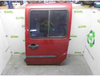 Recambio de puerta lateral corredera izquierda para fiat doblo cargo (223) 1.9 jtd cat referencia OEM IAM 51934381 GRANATE 