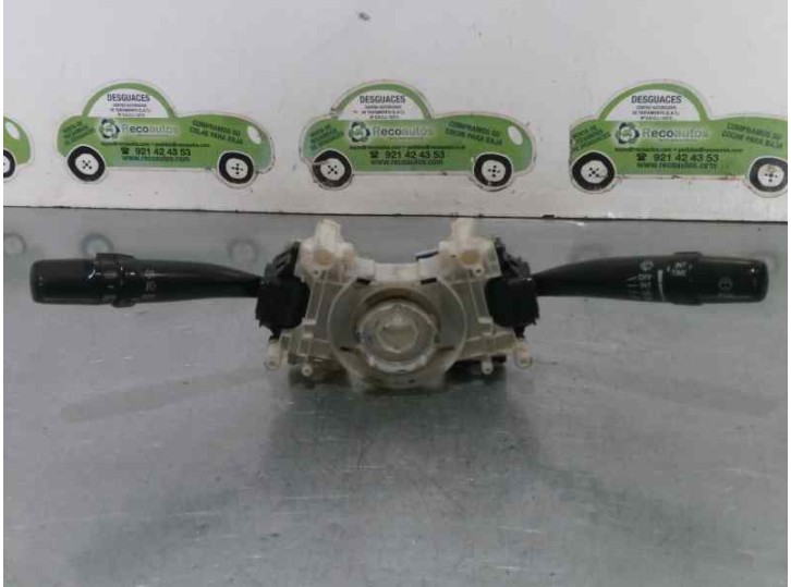 Recambio de mando luces para toyota avensis berlina (t 22) 2.0 turbodiesel cat referencia OEM IAM 