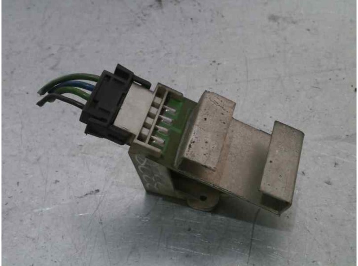 Recambio de resistencia calefaccion para bmw serie 3 compacto (e36) 323ti referencia OEM IAM 64118372775  