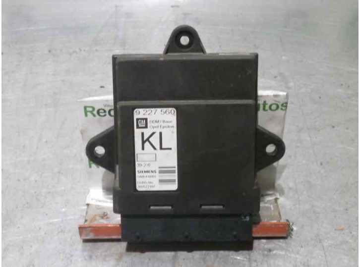 Recambio de centralita cierre para opel vectra c berlina comfort referencia OEM IAM 922756Q 5WK46001 