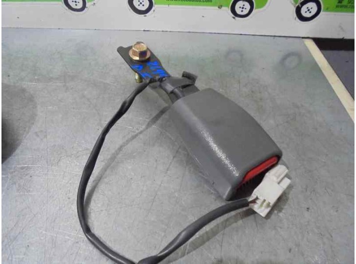Replacement seatbelt buckle for Hyundai Santa Fe (SM) 2.4 CAT OEM IAM reference 5 DOORS