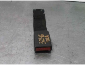 Recambio de enganche cinturon para peugeot 206 berlina x-line referencia OEM IAM  TRA DER 5 PUERTAS