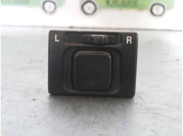 Replacement mirror control switch for Suzuki Baleno Sedan SY (EG) 1.6 16V CAT OEM IAM reference 