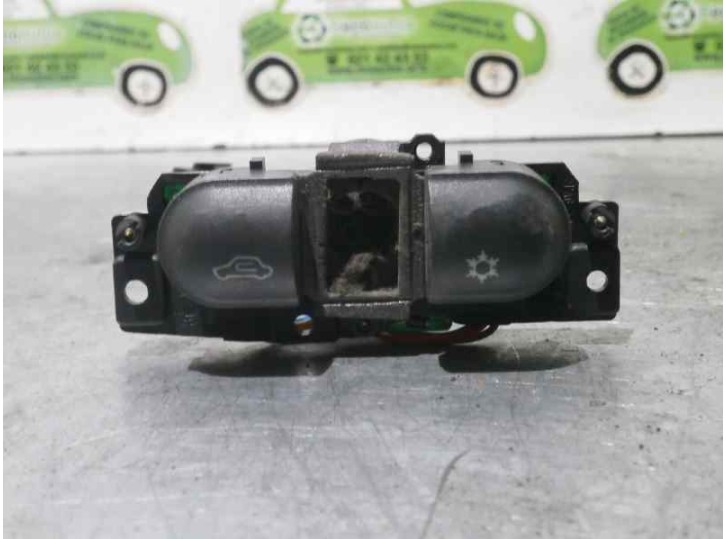 Replacement dashboard buttons for Fiat Brava (182) 1.9 JTD cat OEM IAM reference 