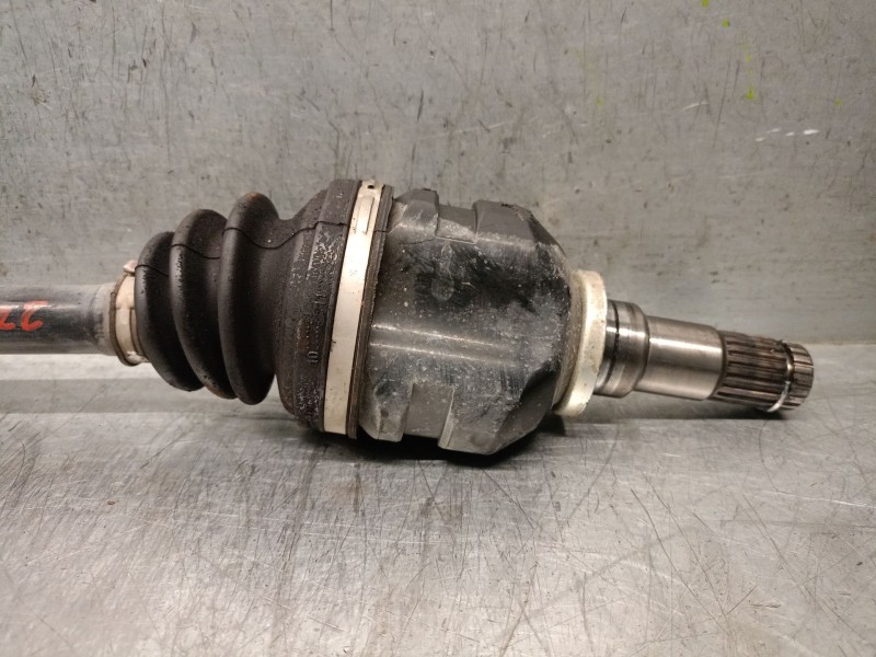 Recambio de transmision delantera izquierda para toyota yaris (_p13_) 1.5 hybrid (nhp130_) referencia OEM IAM 434200D650 434200D