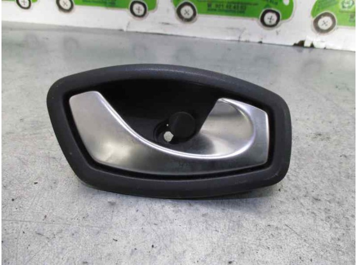 Recambio de maneta interior delantera derecha para renault megane iii berlina 5 p tomtom edition referencia OEM IAM 826720001R C