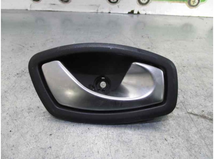 Recambio de maneta interior trasera derecha para renault megane iii berlina 5 p tomtom edition referencia OEM IAM 826720001R CAJ