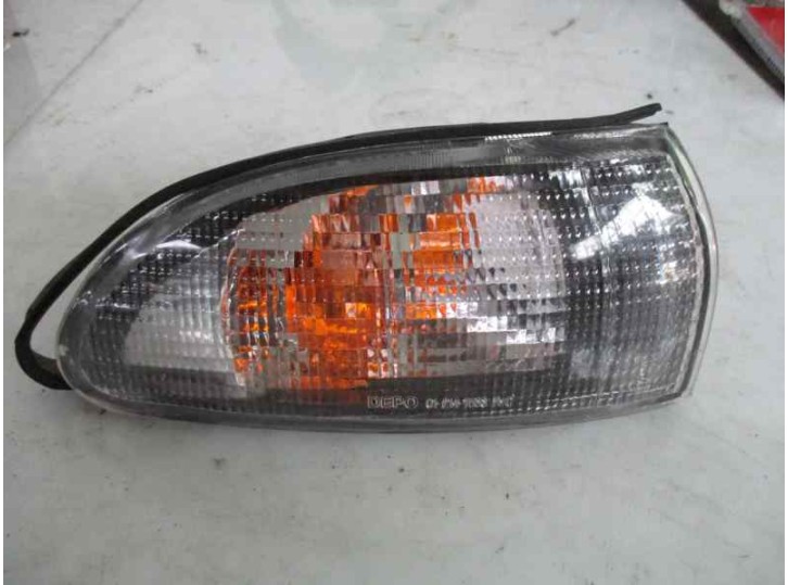 Recambio de piloto delantero derecho para mitsubishi galant berlina (e50) 2.0 cat referencia OEM IAM   