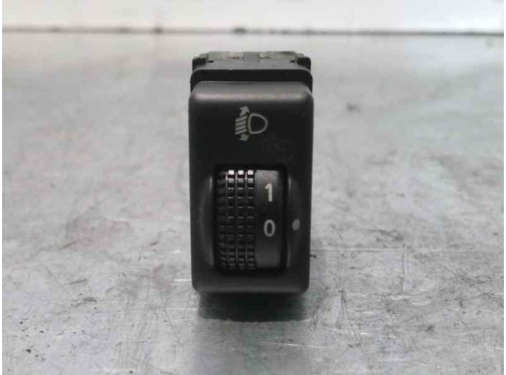 Recambio de boton regulador luces-no usar para nissan micra (k12e) 1.4 cat referencia OEM IAM   