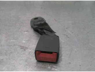 Recambio de enganche cinturon para nissan micra (k12e) 1.4 cat referencia OEM IAM 88842AX401 33041191 3 PUERTAS