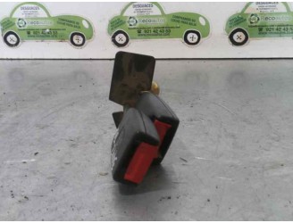 Recambio de enganche cinturon para volkswagen passat berlina (3b3) 1.9 tdi referencia OEM IAM 3B0857739A  4 PUERTAS