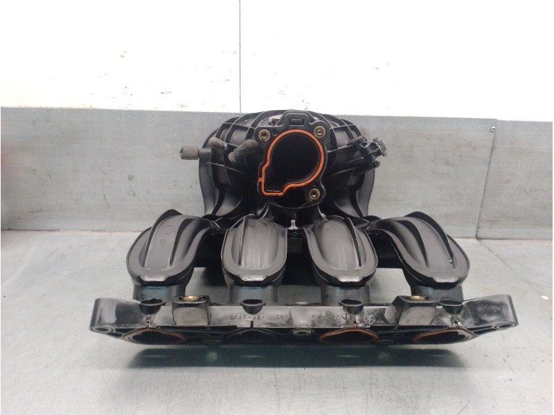 Recambio de colector admision para chrysler sebring (jr) 2.0 referencia OEM IAM 04792432AD  