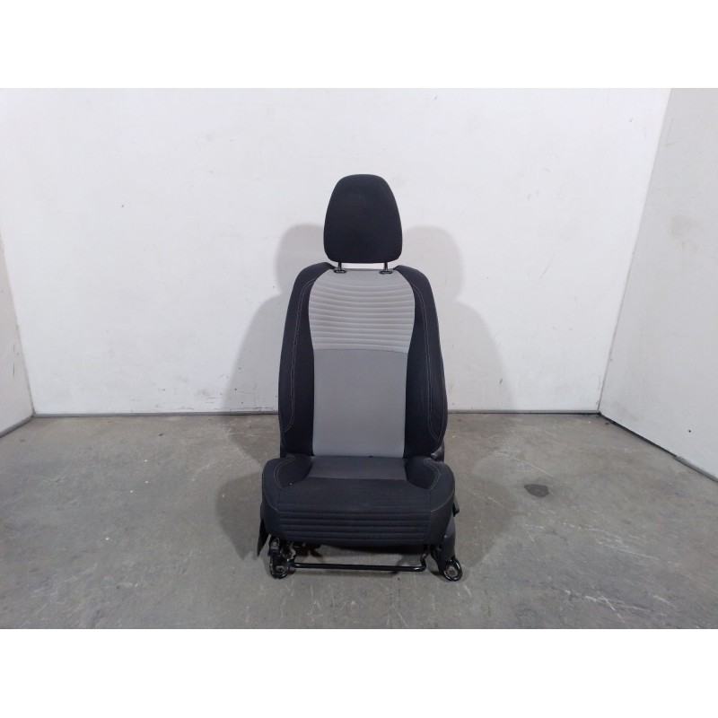 Recambio de asiento delantero izquierdo para toyota yaris (_p13_) 1.5 hybrid (nhp130_) referencia OEM IAM 716400D210C1 716400D21