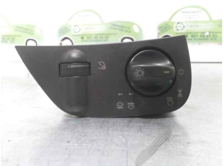 Replacement dashboard light switch for Seat Cordoba Saloon (6K2) 1.9 TDI OEM IAM reference 6K1941531D 