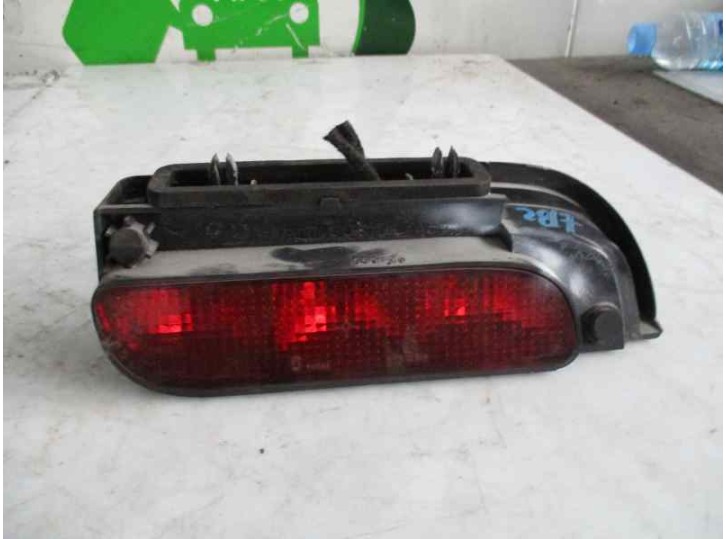 Recambio de luz central de freno para peugeot partner (s2) 1.9 diesel referencia OEM IAM 