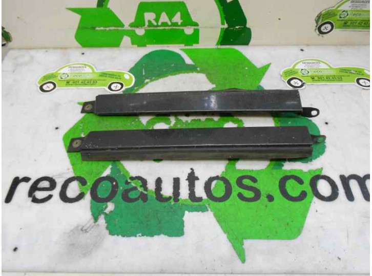 Recambio de soporte faro derecho para mercedes-benz clase e (w124) berlina 200 e / e 200 (124.019) referencia OEM IAM 