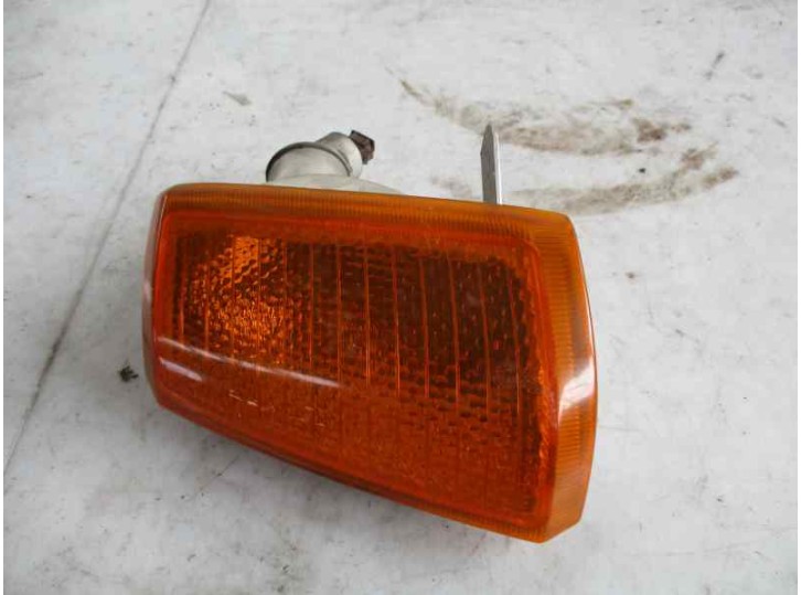 Replacement left front light for Peugeot 205 sedan 1.3 OEM IAM reference P28815 