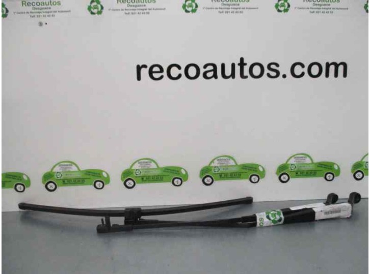 Recambio de brazo limpia delantero izquierdo para peugeot 407 sport referencia OEM IAM 