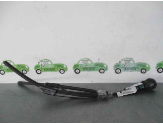 Recambio de brazo limpia delantero izquierdo para peugeot partner (s1) 1.8 diesel cat referencia OEM IAM 