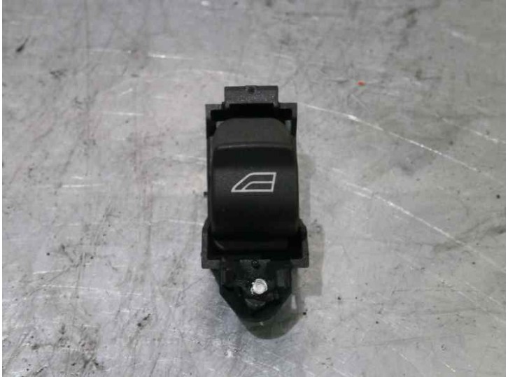 Recambio de mando elevalunas delantero derecho para volvo s80 berlina 2.4 diesel cat referencia OEM IAM 30710892 03451310 