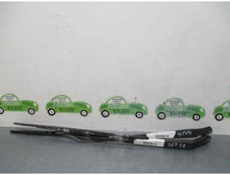 Recambio de brazo limpia delantero derecho para toyota yaris verso (ncp2/nlp2) 1.3 16v cat referencia OEM IAM 