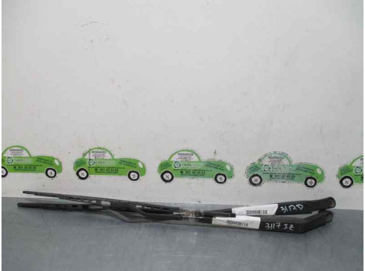 Recambio de brazo limpia delantero derecho para toyota yaris verso (ncp2/nlp2) 1.3 16v cat referencia OEM IAM 