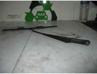 Recambio de brazo limpia delantero derecho para renault megane ii classic berlina confort dynamique referencia OEM IAM 