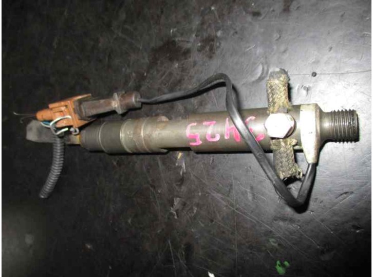 Recambio de inyector para seat cordoba berlina (6k2) 1.9 tdi referencia OEM IAM 028130201J KBEL58P94 BOSCH